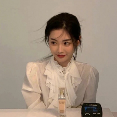 qq自助赞平台24小时发货